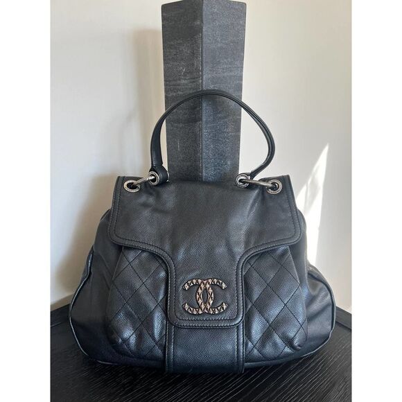 CHANEL Black Glazed Caviar Coco Rider Flap Shoulder Bag With Strap - Picture 13 of 16